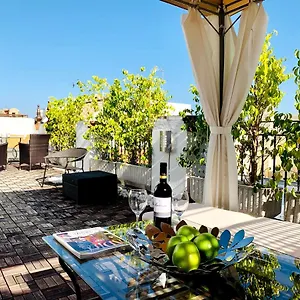 san-lorenzo-penthouse.hoteles-andalucia.com/