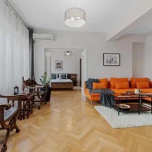 Rentforcomfort Coquette 1bdr Calea Victoriei Bucharest