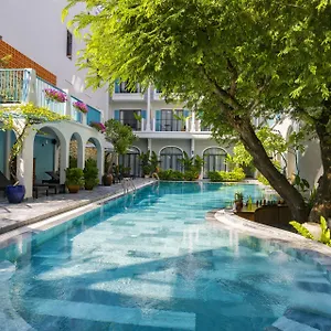 https://salmalia-boutique-spa.hotelsdanang.com