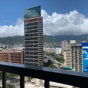https://doubletree-by-hilton-alana-waikiki-beach.hotelsinhawaii.org