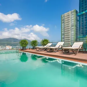 https://apt-dolphin-and.hotelsdanang.com