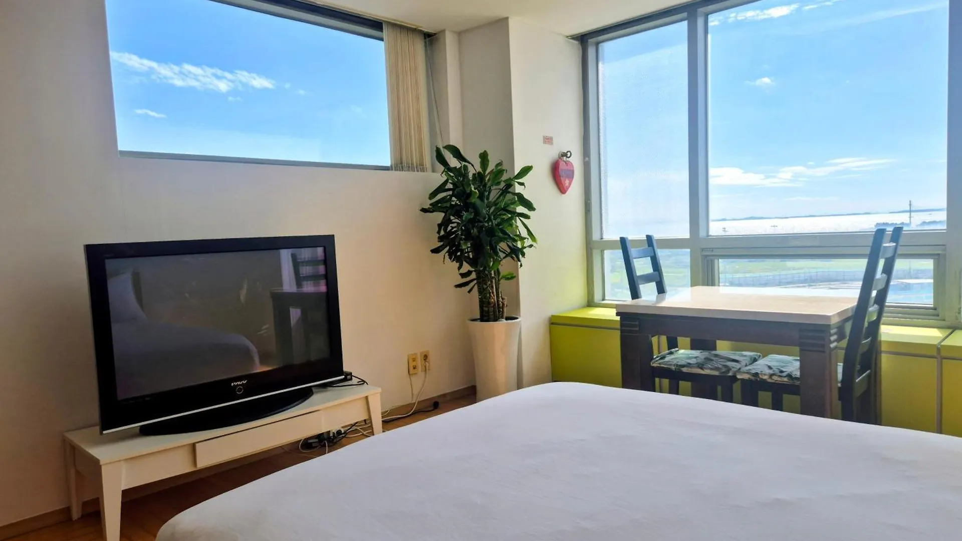 Cozy - Experience Home Like Comfort Studio Incheon South Korea
